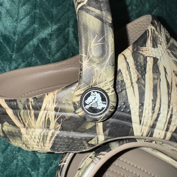 Crocs camo EUC - Picture 4 of 5